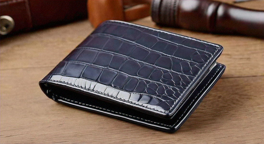 The Ultimate Guide to Choosing the Perfect Leather Wallet for Men: Features, Materials, and Style