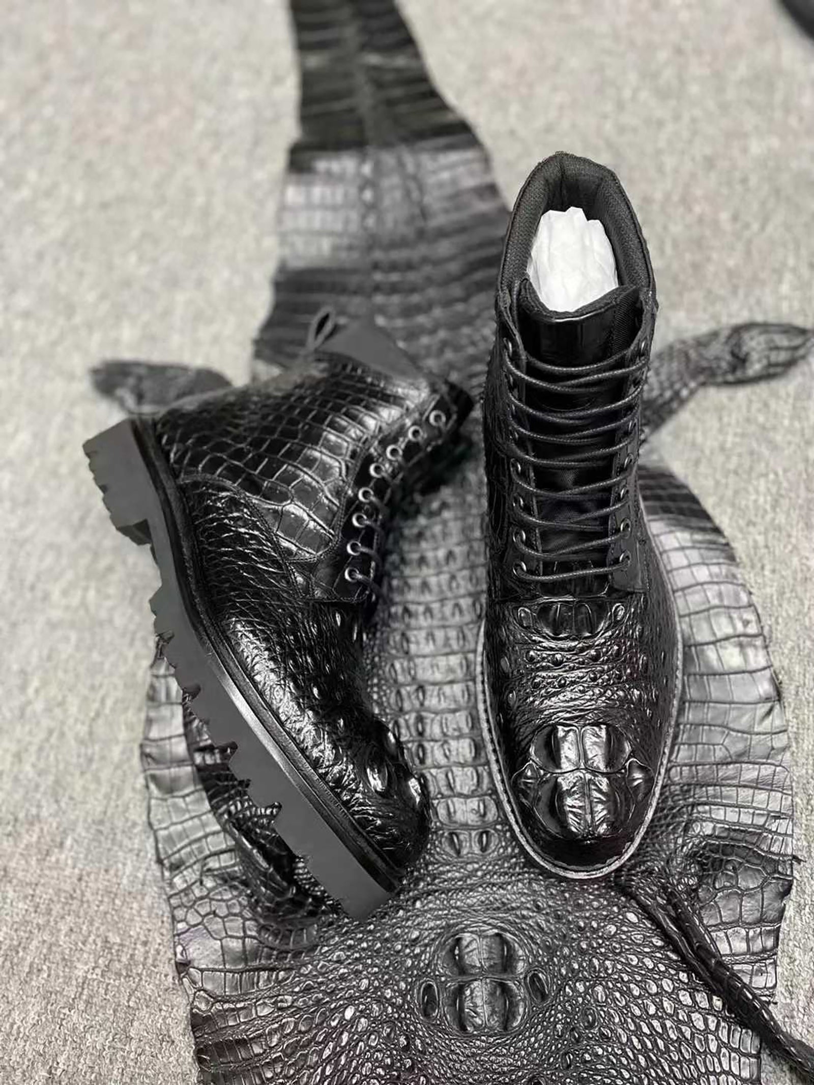 Genuine Alligator Leather Boots for Men – Handcrafted Black Combat-Style Luxury Footwear with Rugged Sole