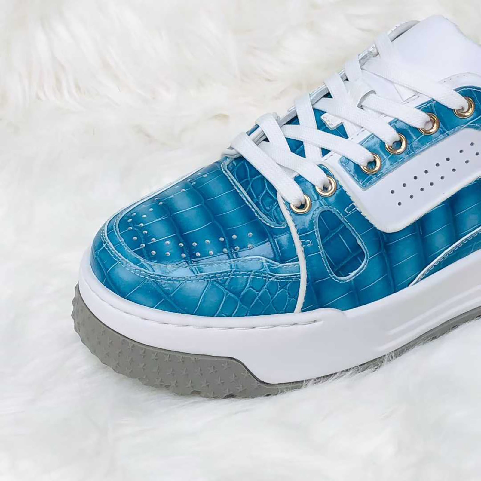 Genuine Alligator Sneakers for Men – Handcrafted Blue Exotic Leather with Sport Sole, Luxury Detailing, and Modern Performance Comfort