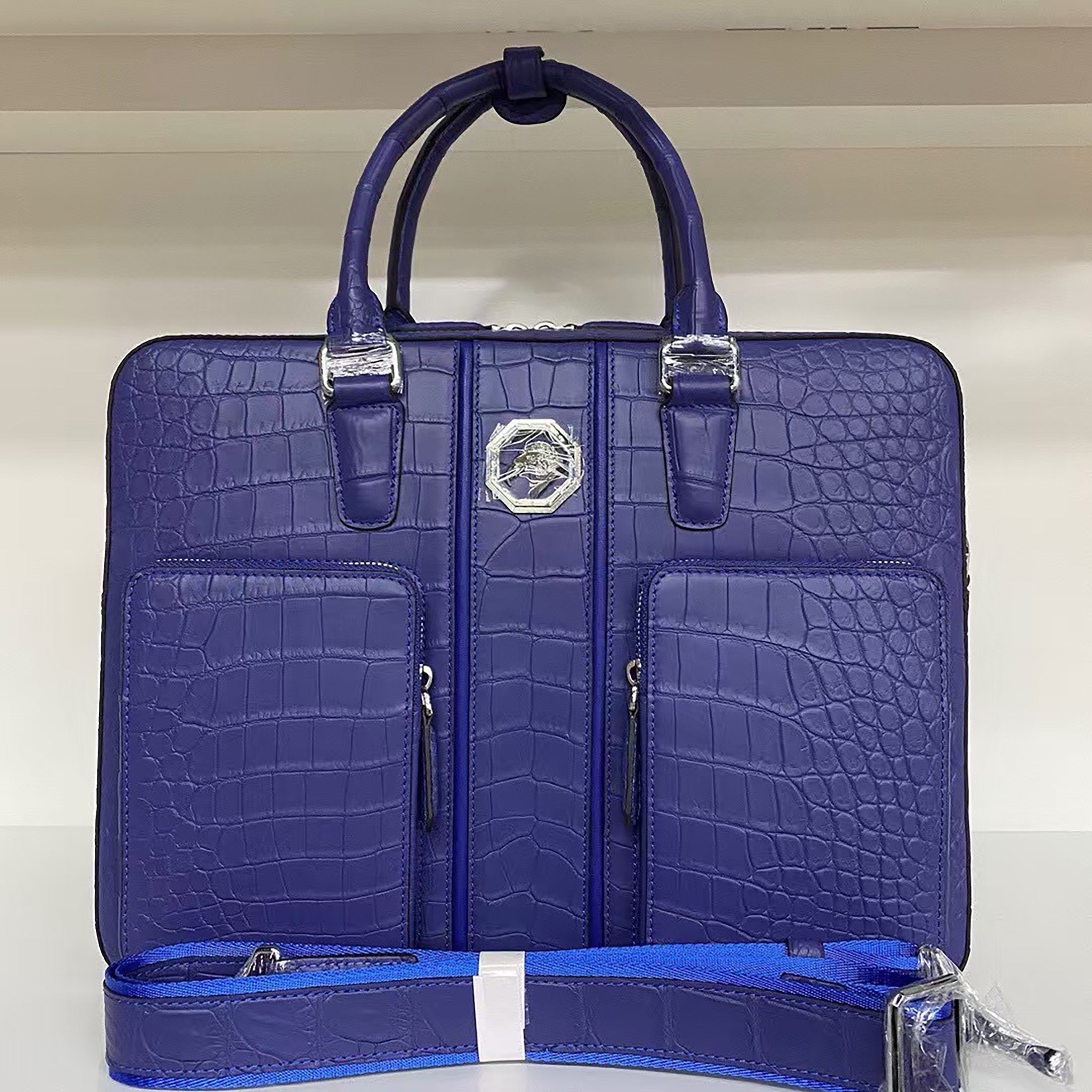 Luxury Matte Alligator Leather Briefcase – Handcrafted Elegance for the Modern Professional