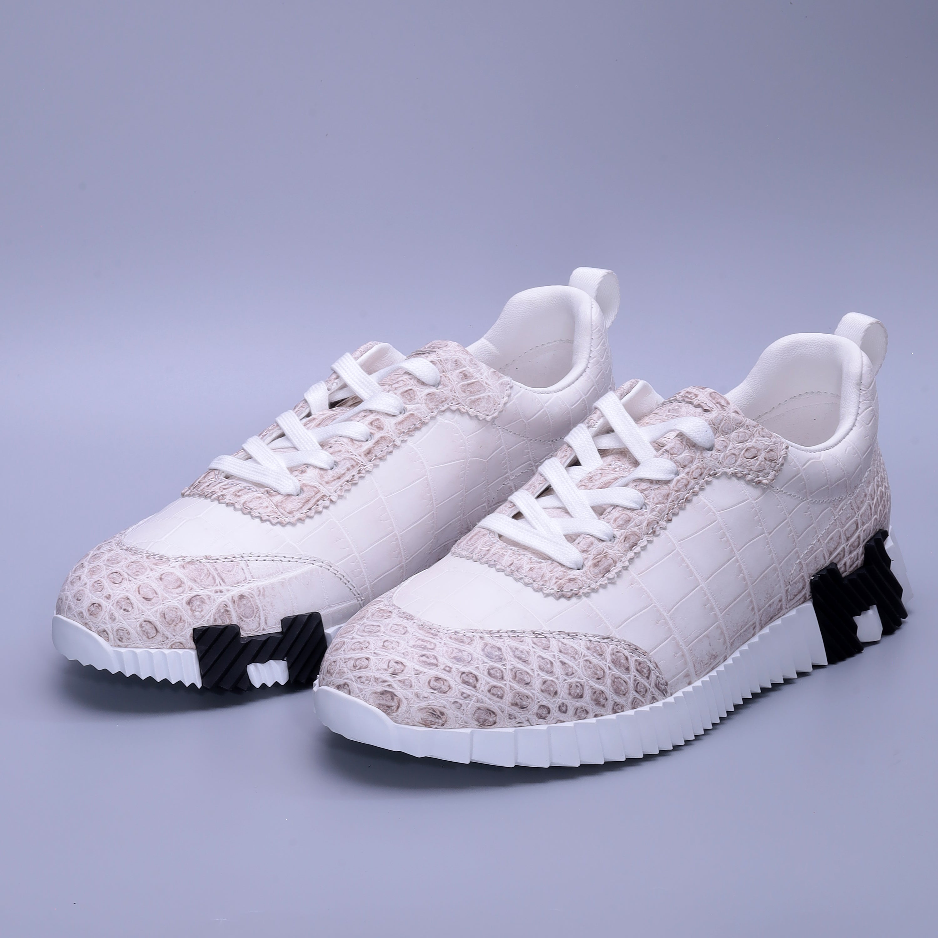 Himalayan Alligator Leather Men’s Lace-Up Sneakers