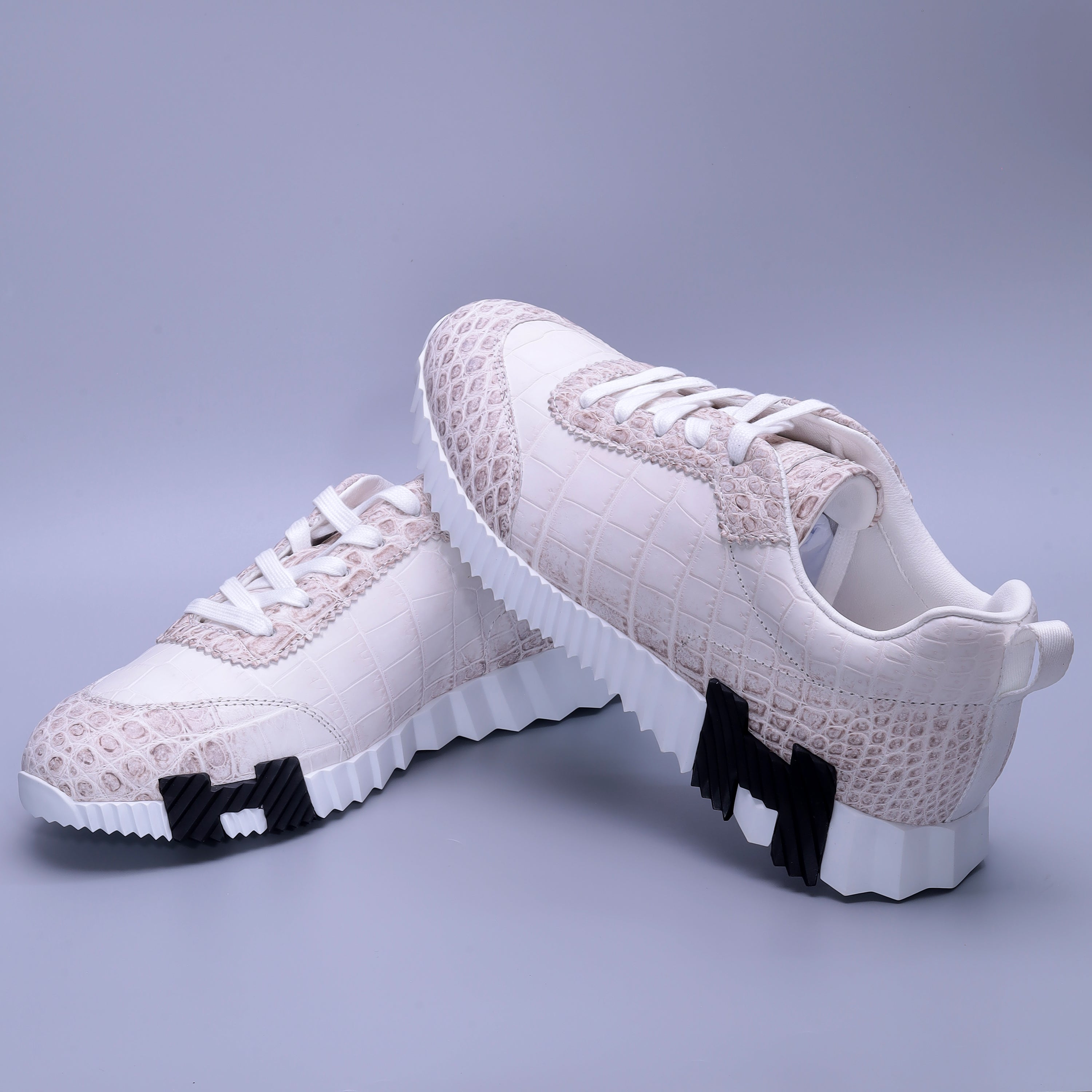 Himalayan Alligator Leather Men’s Lace-Up Sneakers