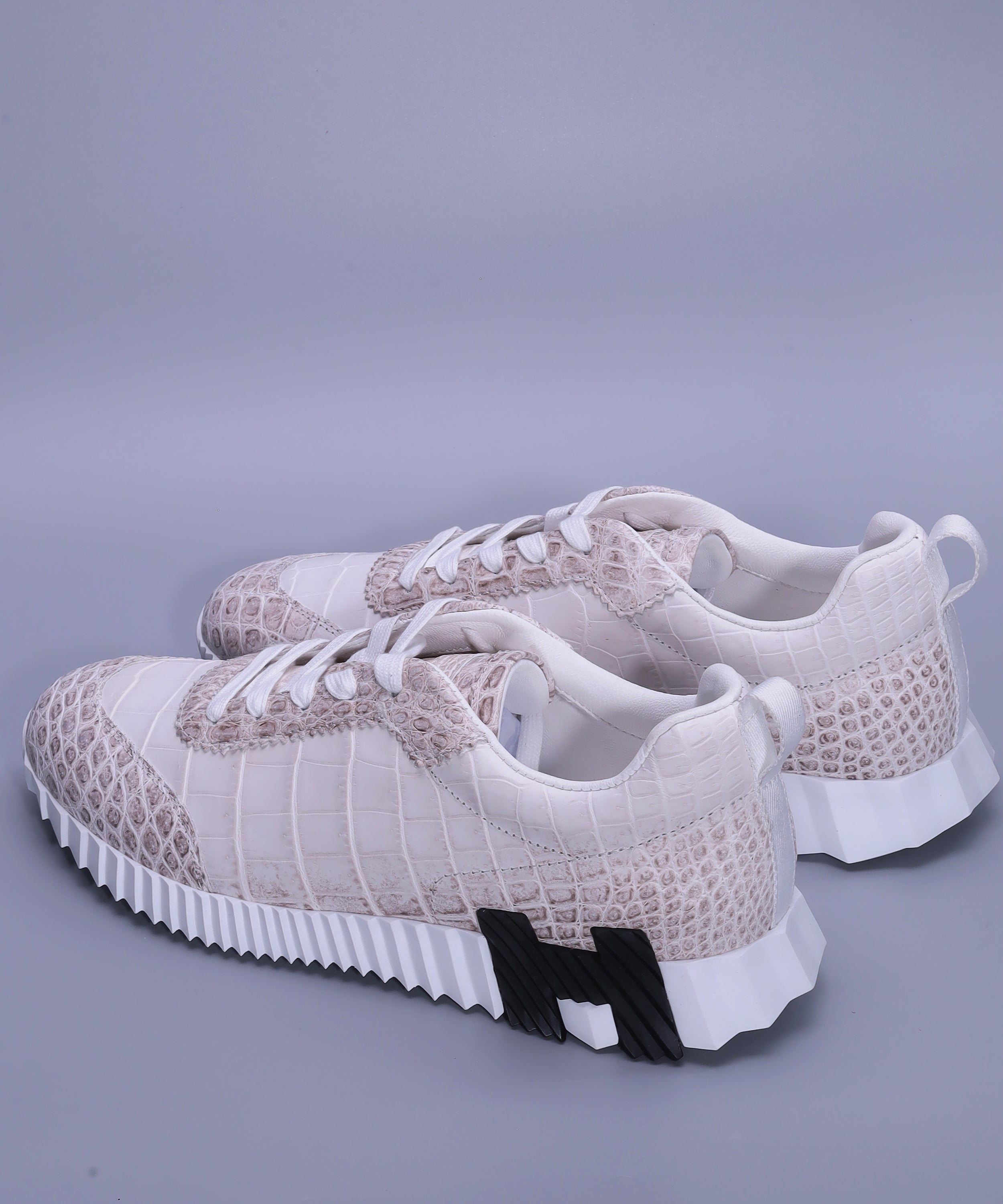 Himalayan Alligator Leather Men’s Lace-Up Sneakers