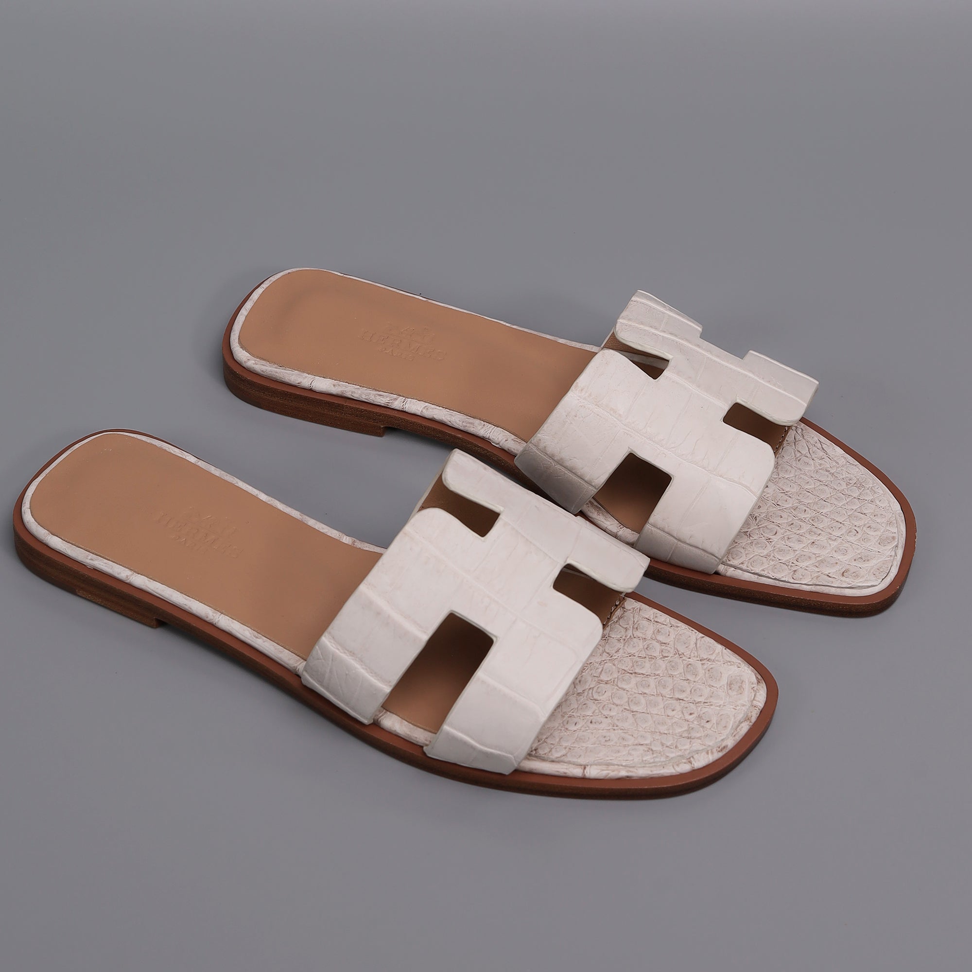 Luxury Alligator Leather Slides – Handmade Women’s Exotic Sandals