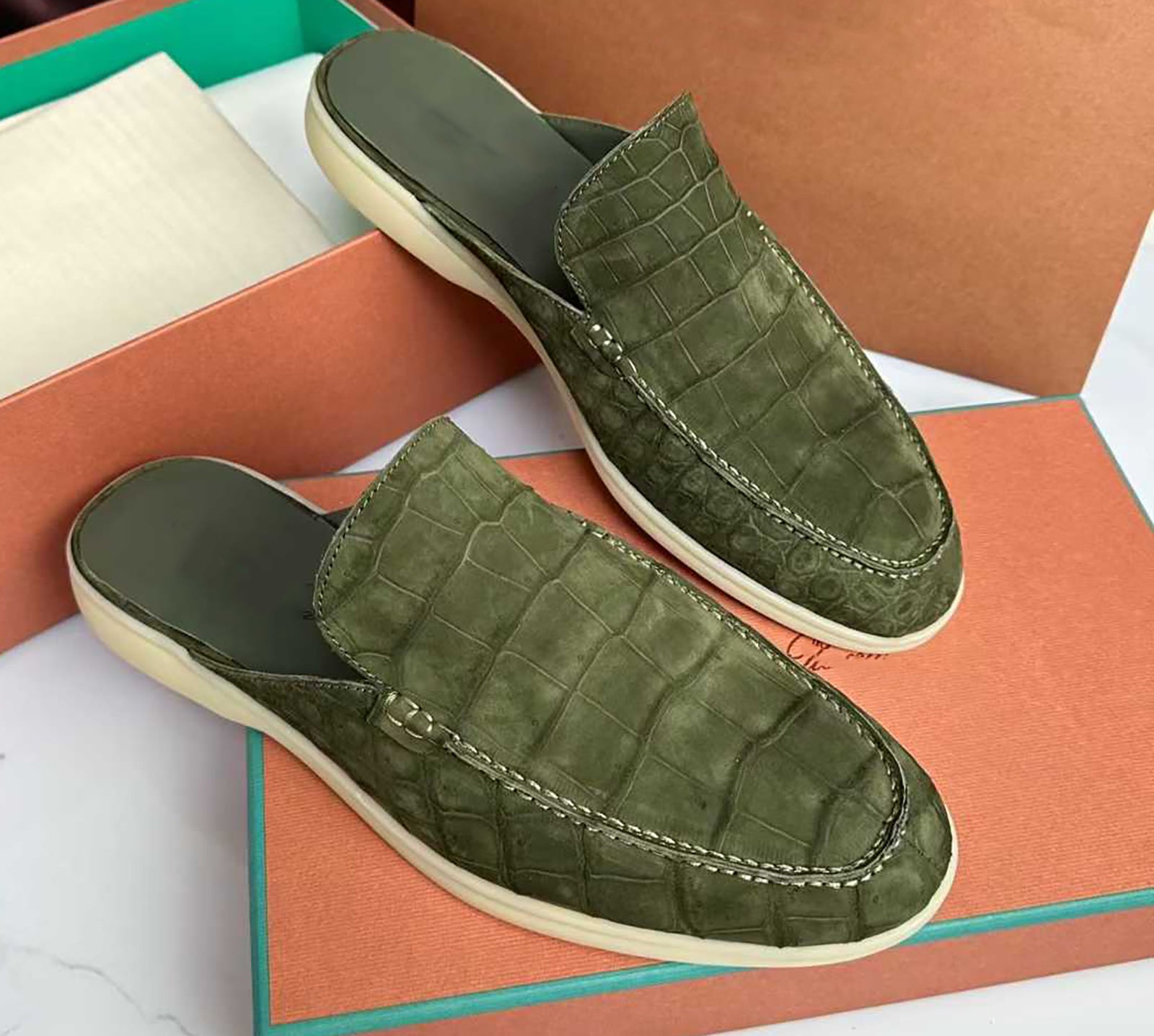 Luxury Genuine Nubuck Alligator Loafers – Handcrafted Slip-On Shoes