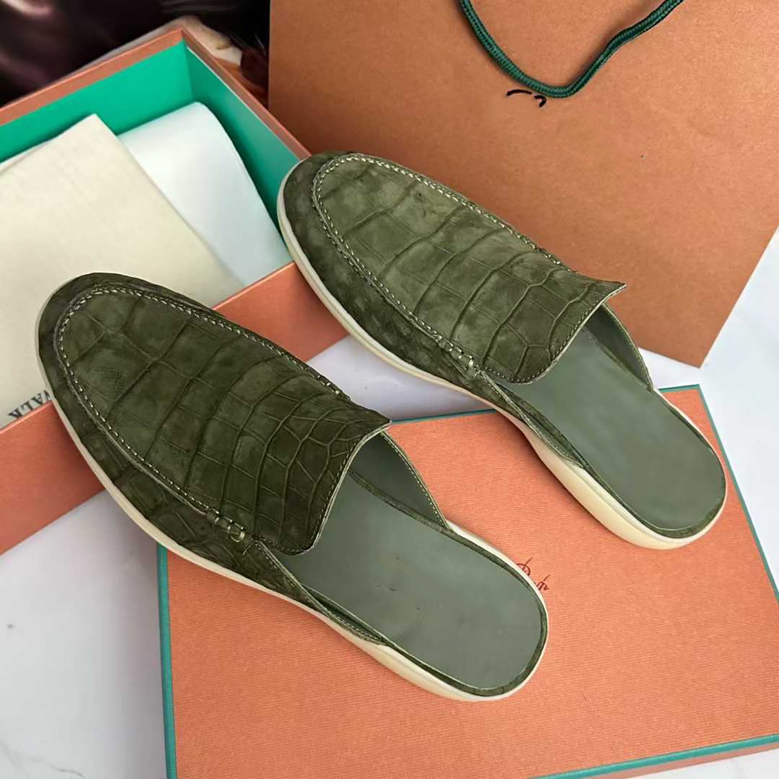 Luxury Genuine Nubuck Alligator Loafers – Handcrafted Slip-On Shoes