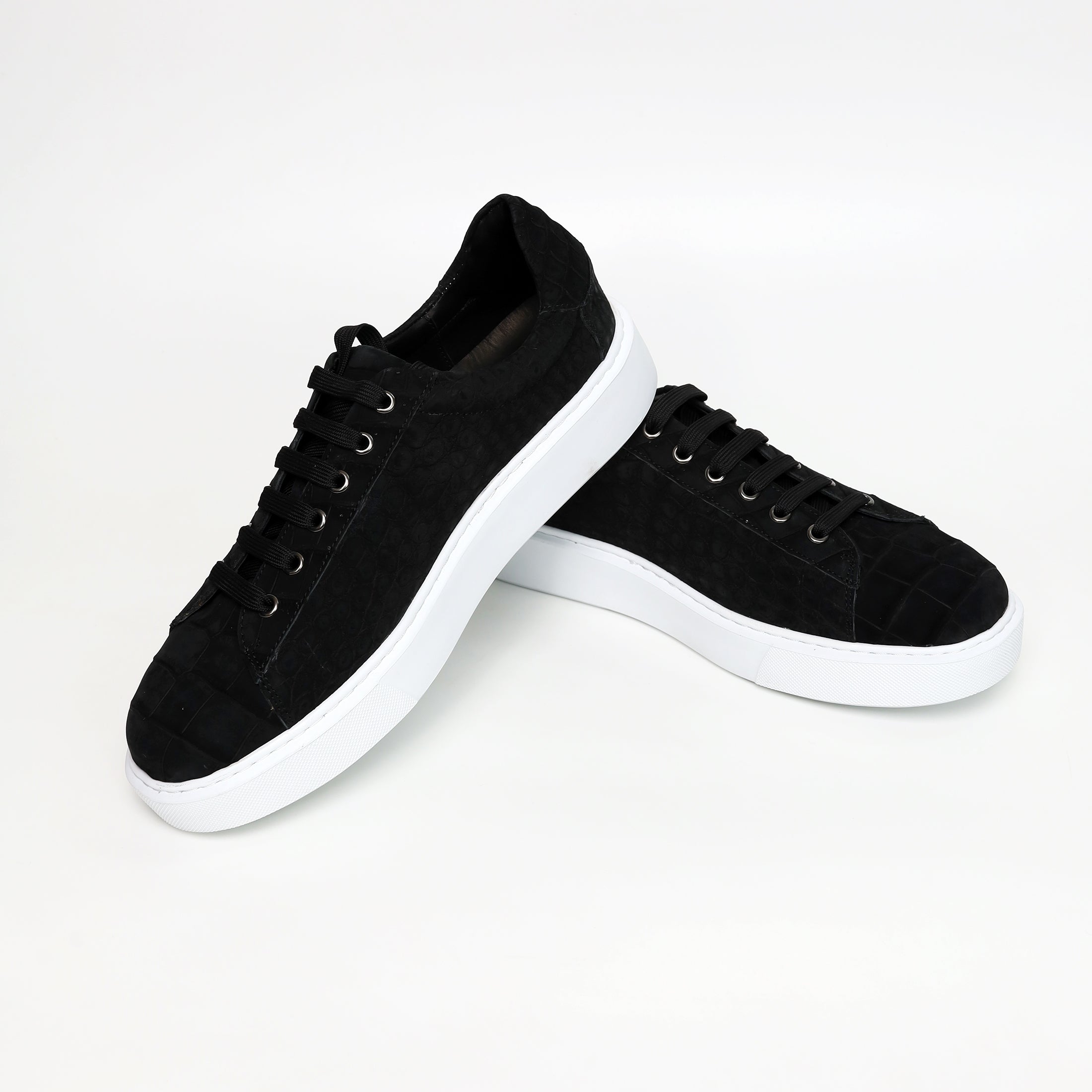 Luxury Nubuck Alligator Leather Sneakers for Men – Handcrafted Comfort Meets Exotic Streetwear