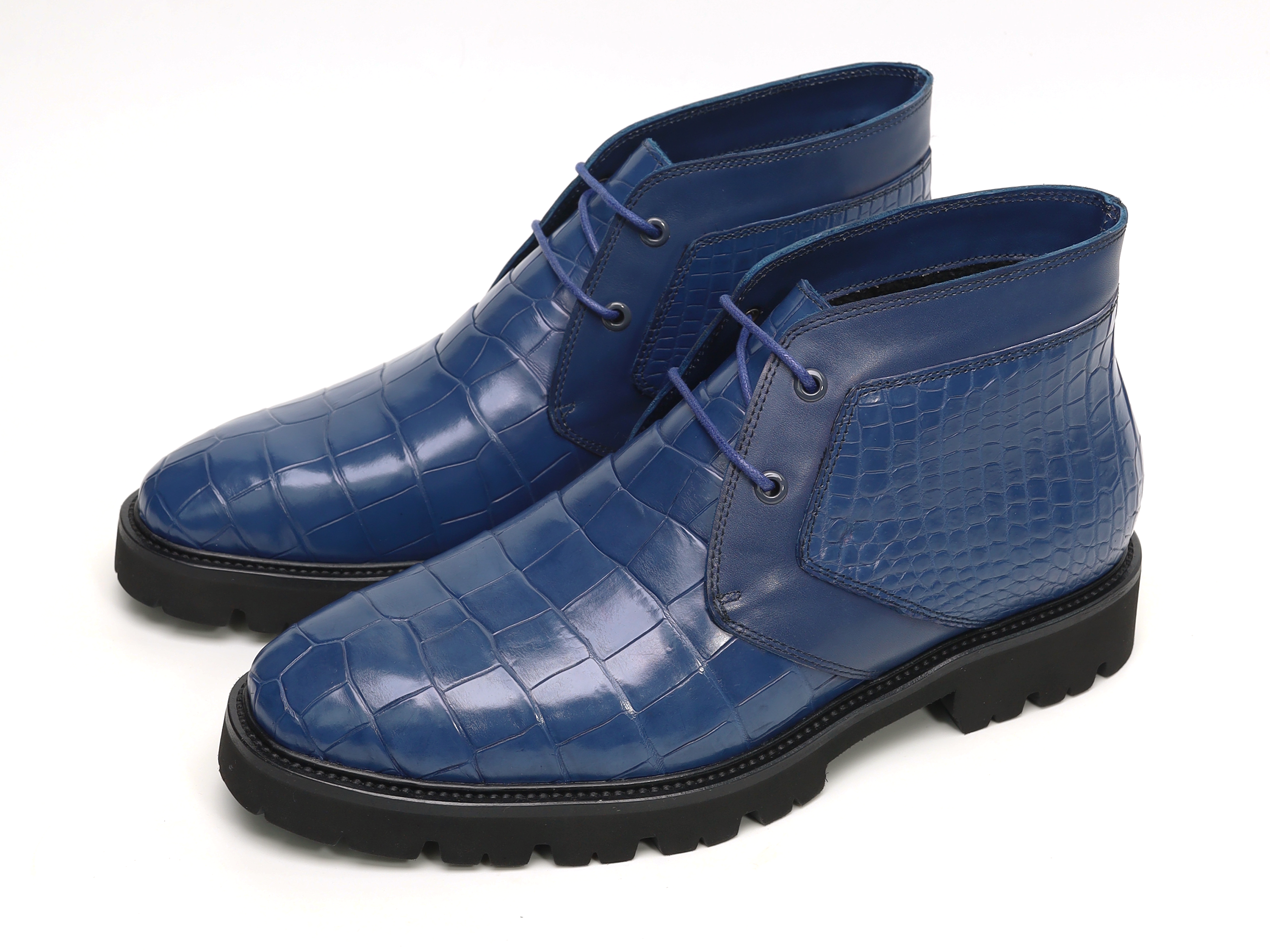 Men's Alligator Chukka Boots: Handcrafted Luxury with Warm Fur Lining – Own a Piece of Exotic Art.