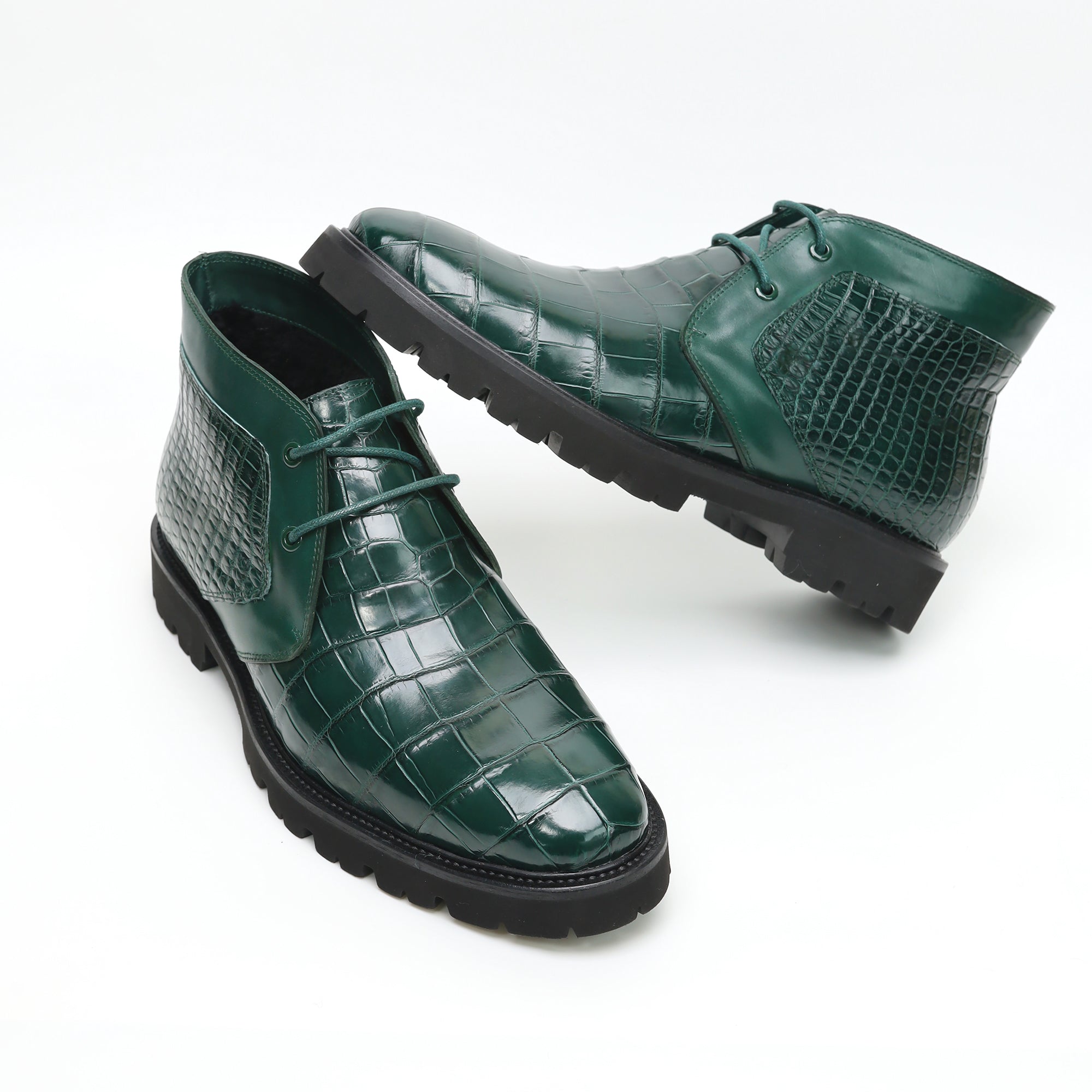Men's Alligator Chukka Boots: Handcrafted Luxury with Warm Fur Lining – Own a Piece of Exotic Art