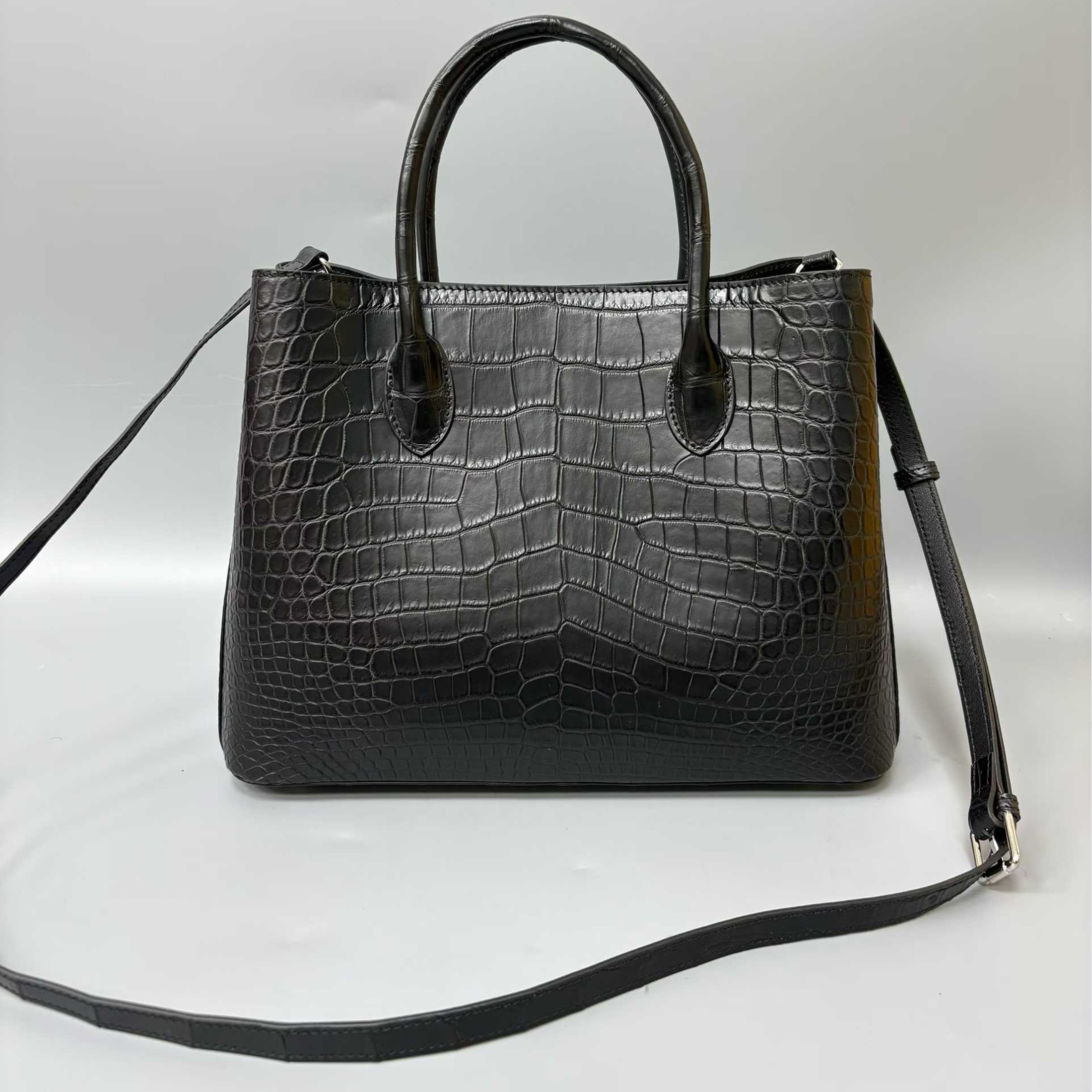 Women’s Matte Alligator Leather Garden Bag | Genuine Alligator Skin Handbag with Cowhide Lining – Size 30×23×14 cm
